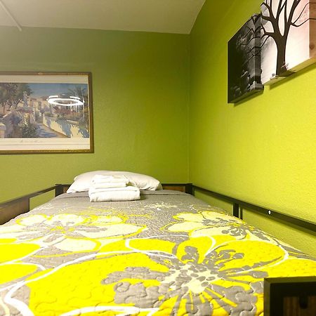 Orange Village Hostel San Francisco Phòng bức ảnh