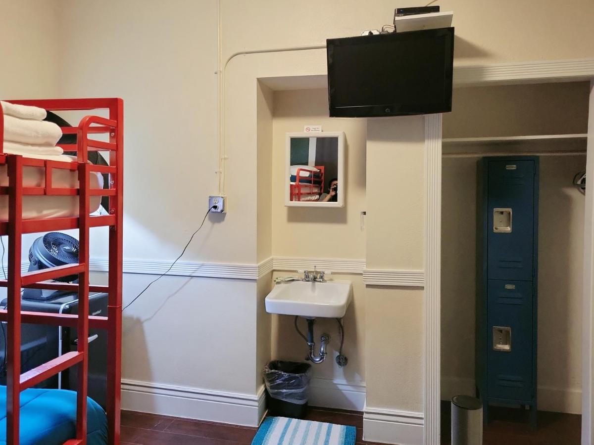 Orange Village Hostel San Francisco Ngoại thất bức ảnh