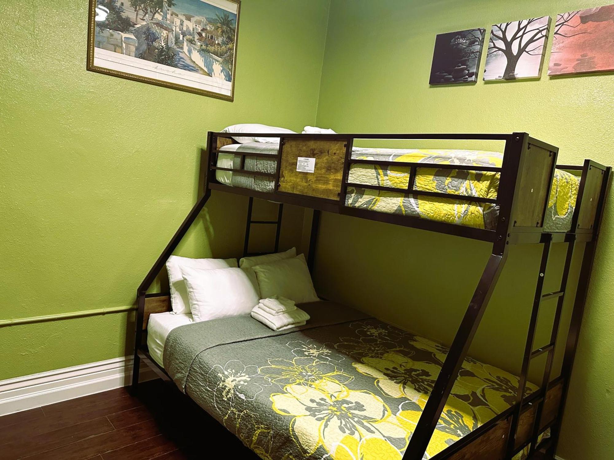 Orange Village Hostel San Francisco Phòng bức ảnh