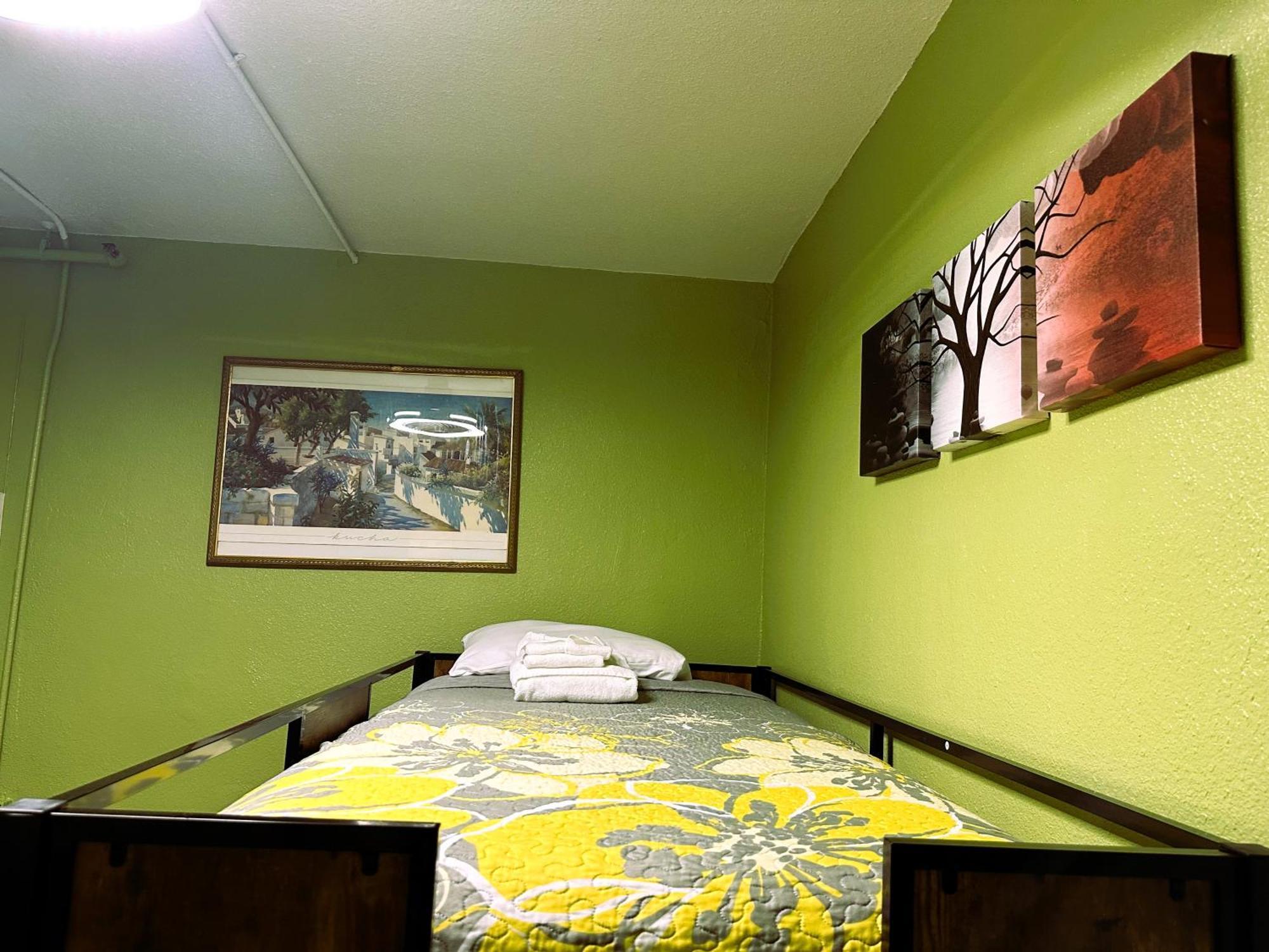 Orange Village Hostel San Francisco Phòng bức ảnh